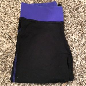 Victoria’s Secret pink leggings